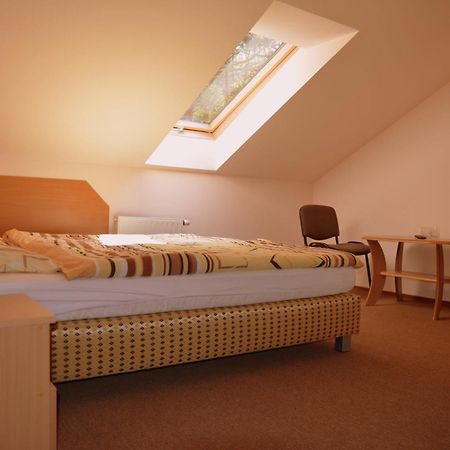 Lesny Zakatek Bed & Breakfast สมาร์ดเซวิตเซ ภายนอก รูปภาพ
