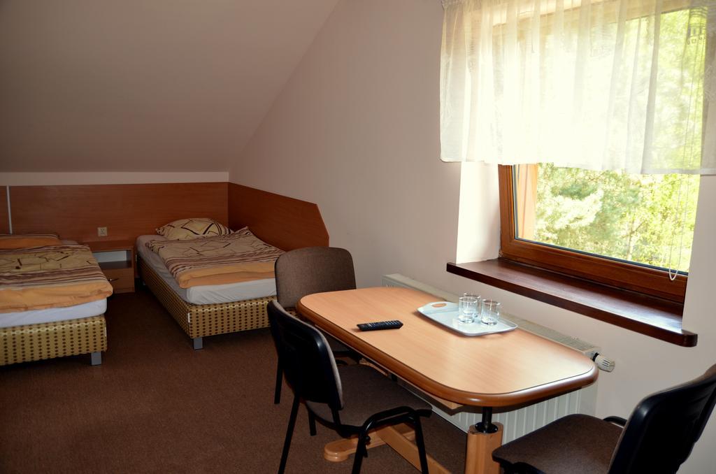 Lesny Zakatek Bed & Breakfast สมาร์ดเซวิตเซ ภายนอก รูปภาพ