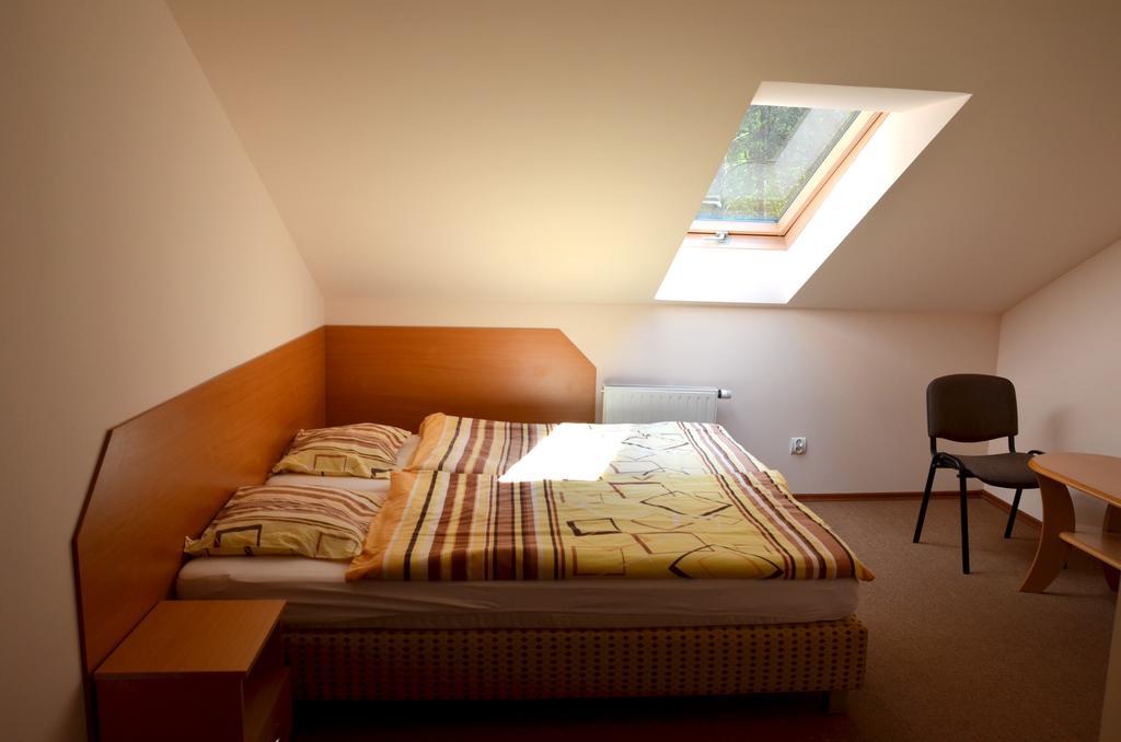 Lesny Zakatek Bed & Breakfast สมาร์ดเซวิตเซ ภายนอก รูปภาพ